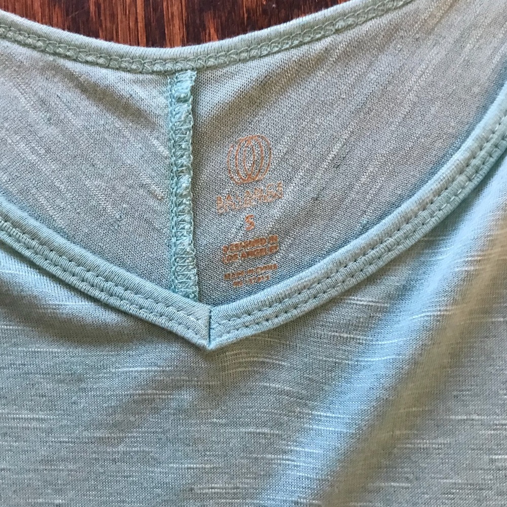 Balance Collection Pool Blue Sparrow tee - Picture 4 of 5